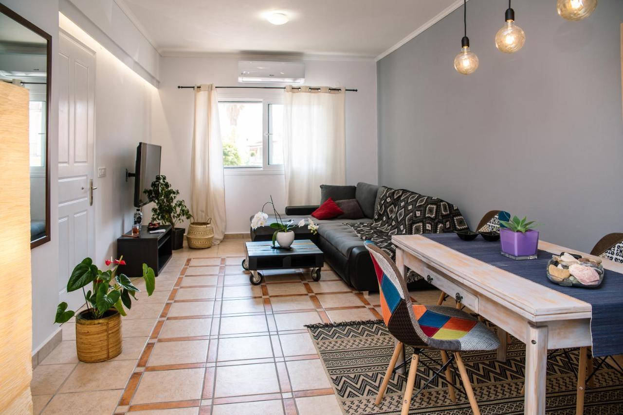 Mint Apartment Zakynthos Town Center Ngoại thất bức ảnh