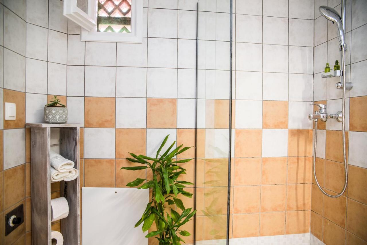 Mint Apartment Zakynthos Town Center Ngoại thất bức ảnh